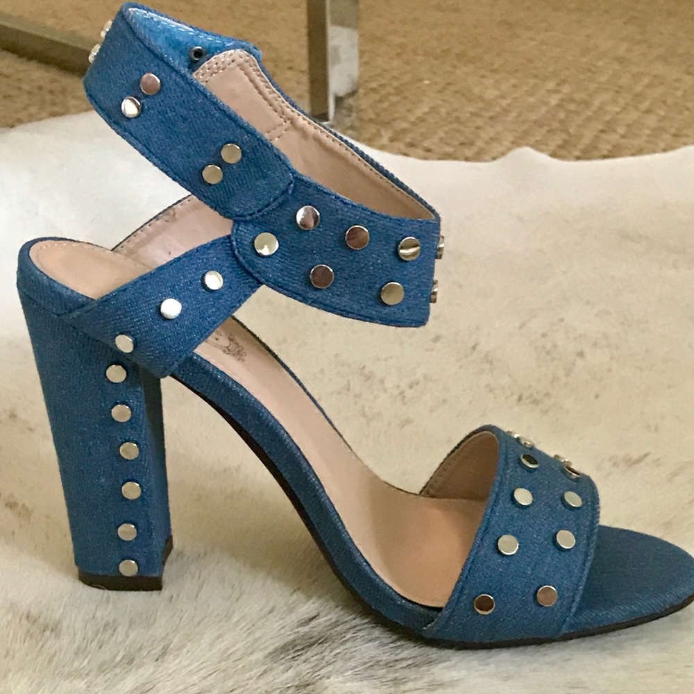 Huge Savings!!!Pure Sizzle!Denim heels NeverWorn